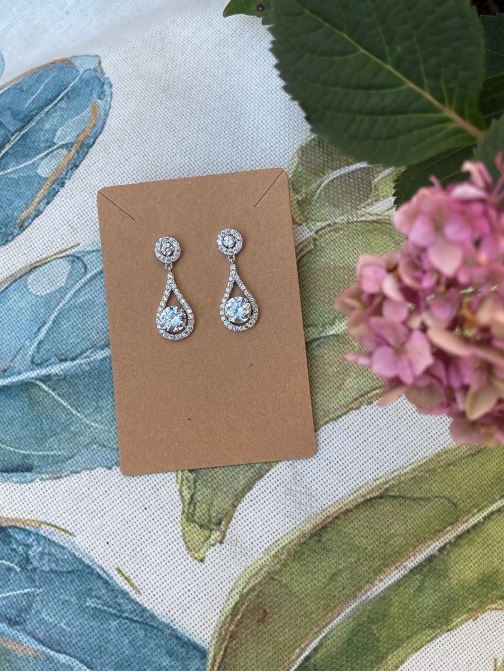 New⨠Tear Drop CZ Earrings